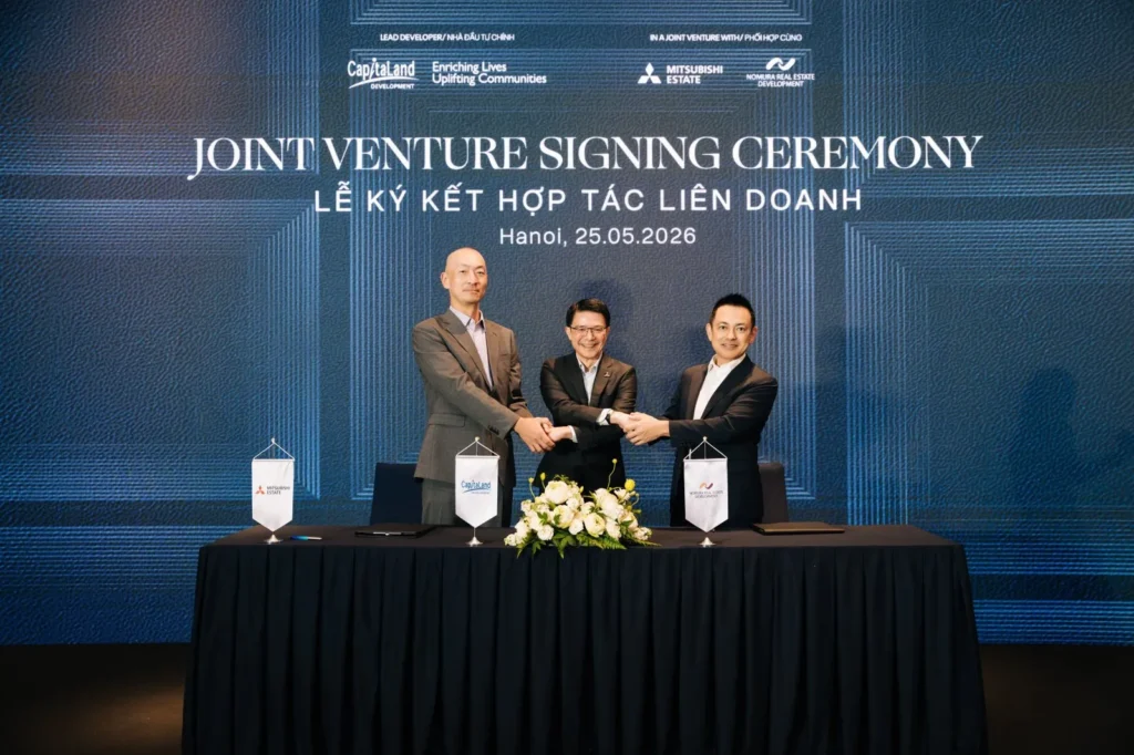 Nghi thức ký kết hợp tác liên doanh phát triển dự án Maison Privée Tây Hồ của CapitaLand, Mitsubishi Estate và Nomura.